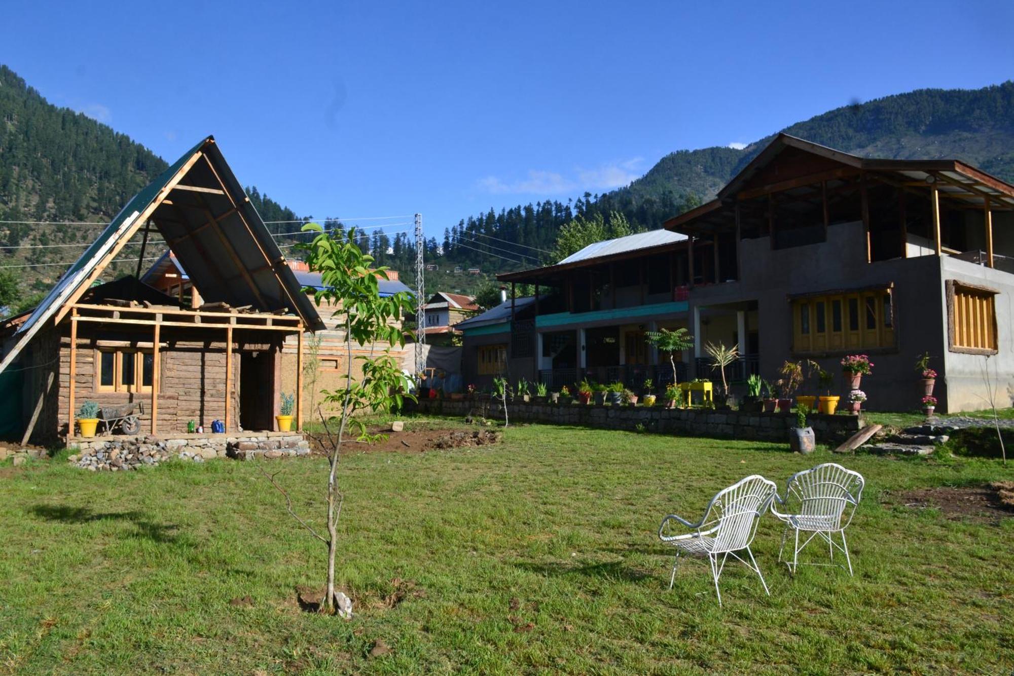 West End Lodges Neelum المظهر الخارجي الصورة
