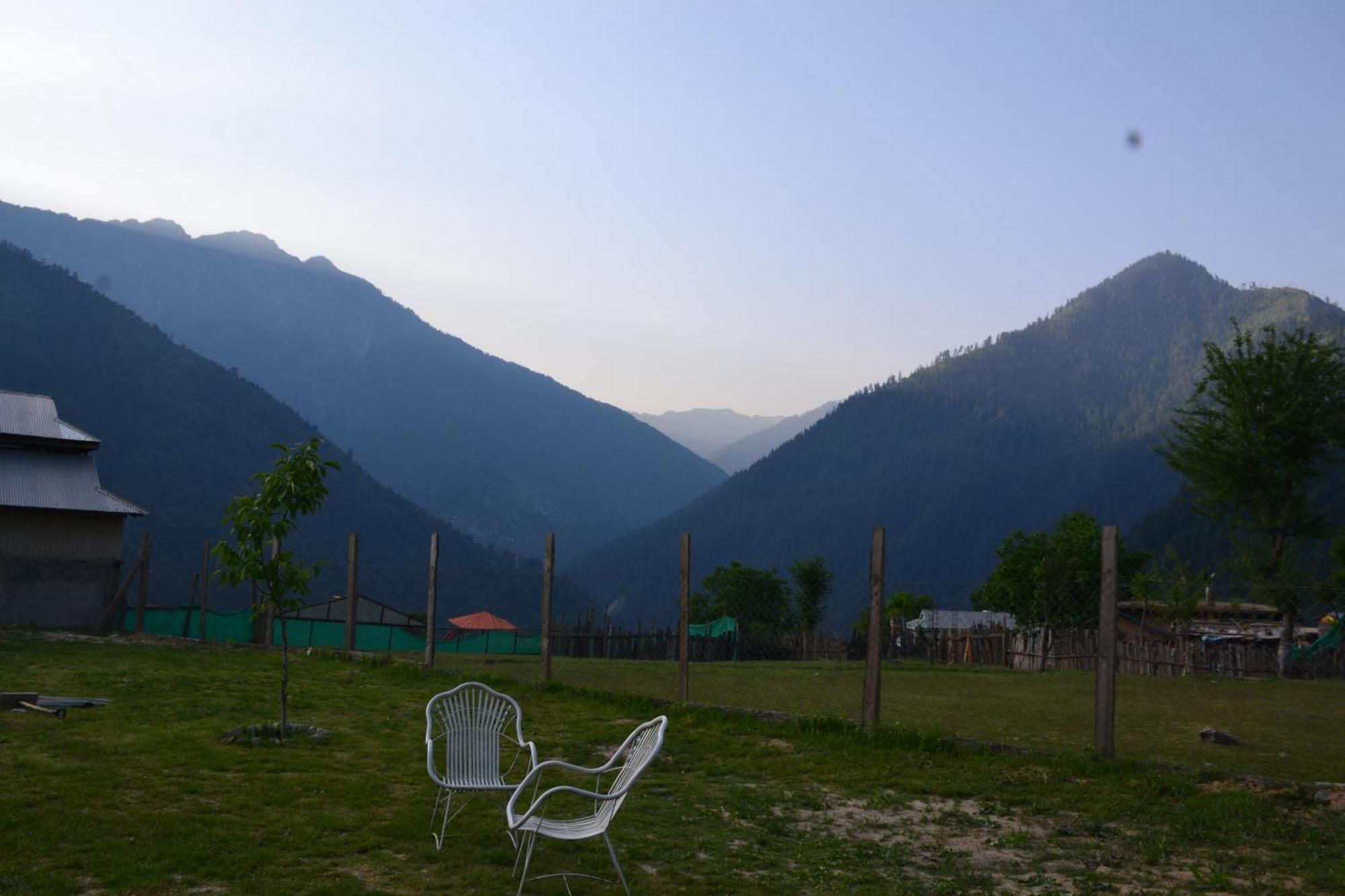 West End Lodges Neelum المظهر الخارجي الصورة