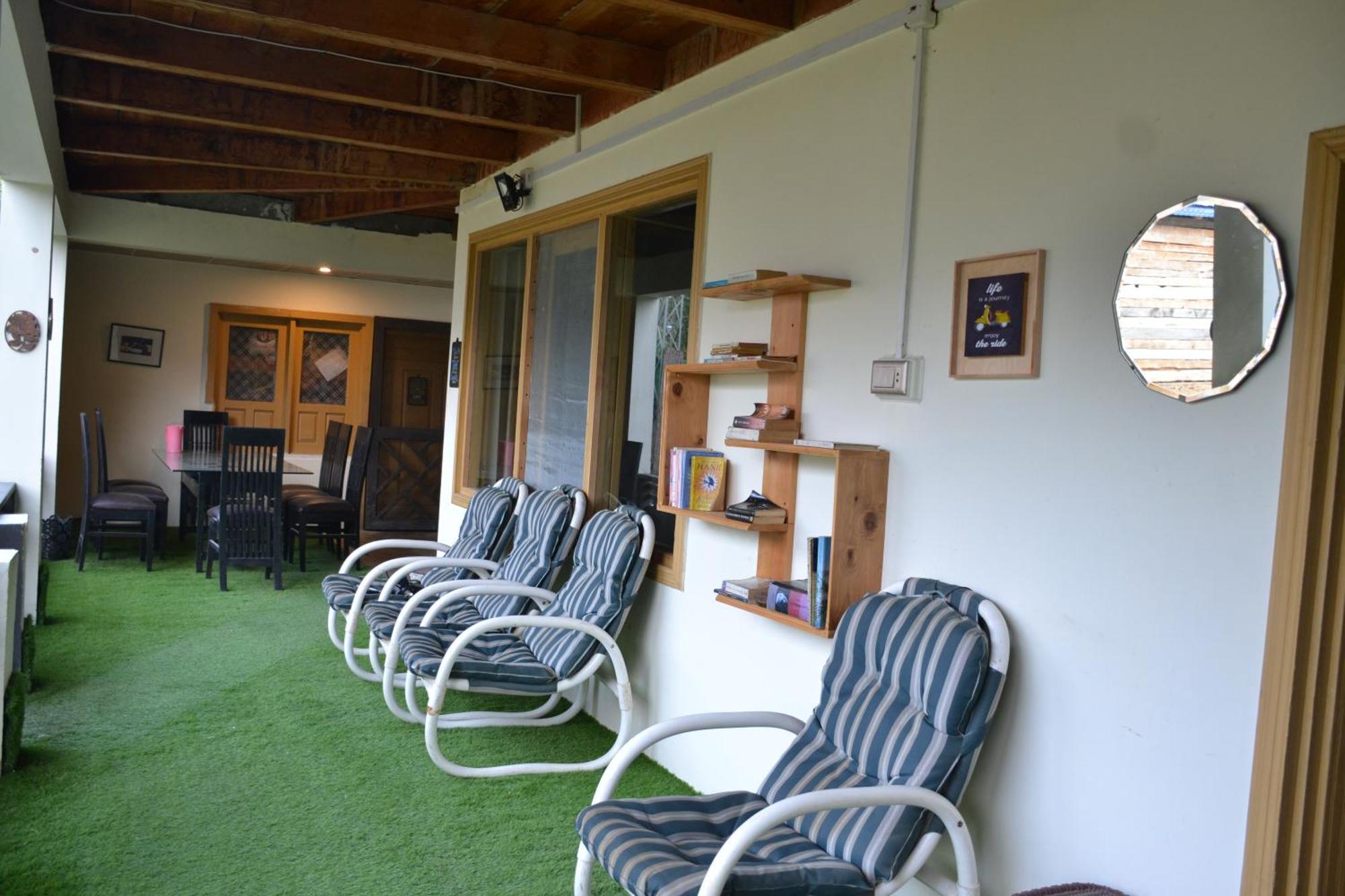 West End Lodges Neelum المظهر الخارجي الصورة