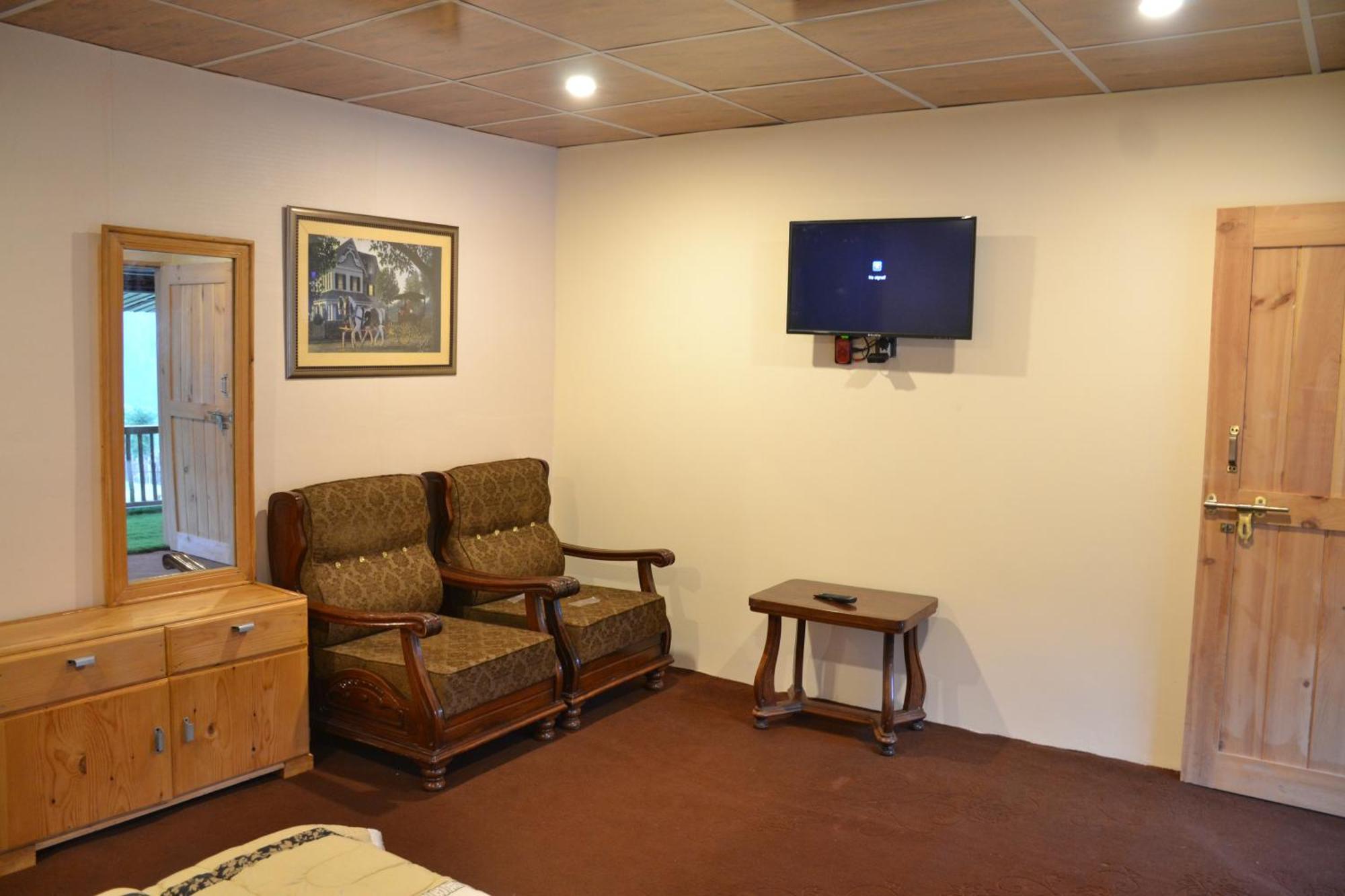 West End Lodges Neelum المظهر الخارجي الصورة