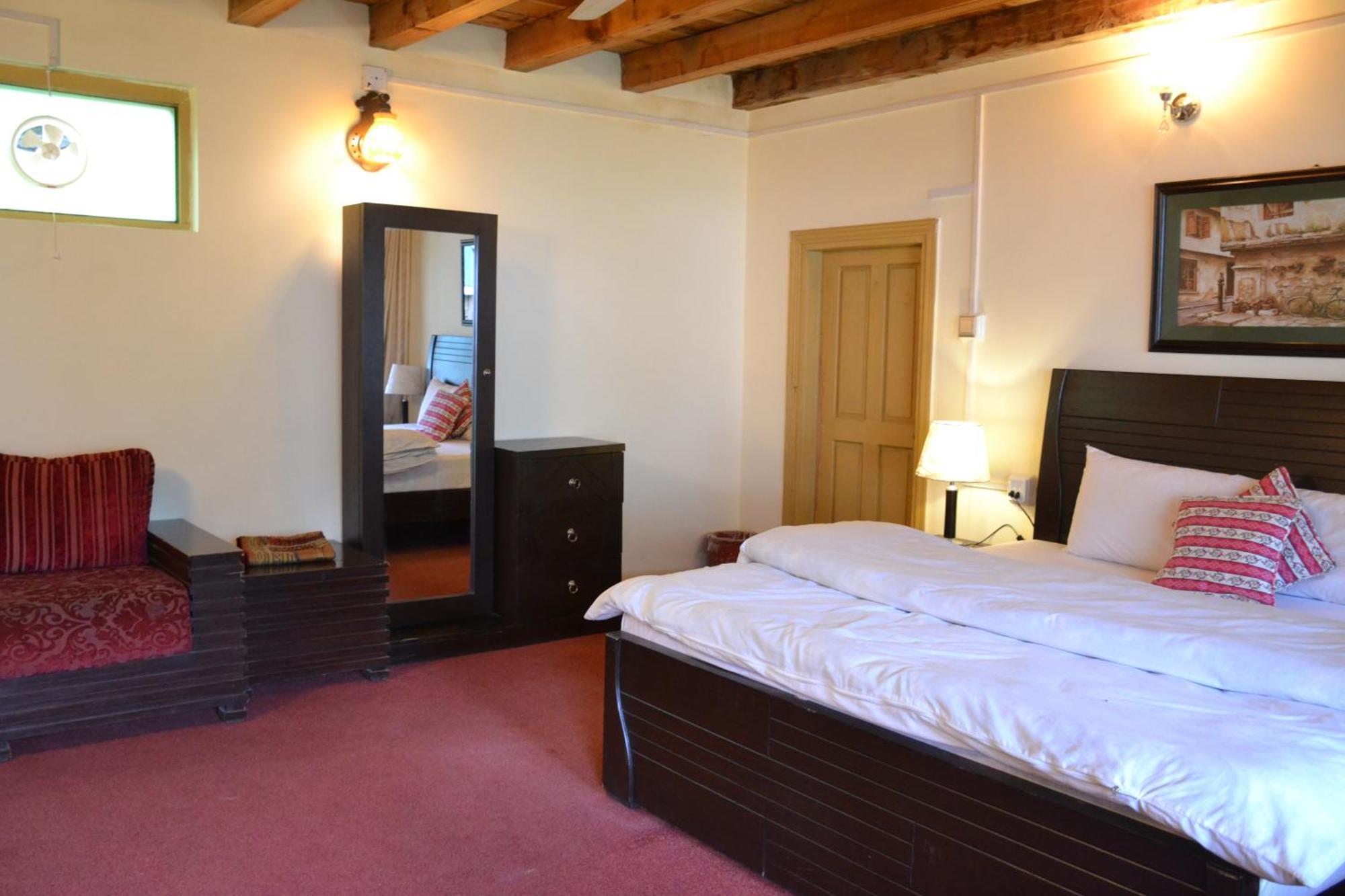 West End Lodges Neelum المظهر الخارجي الصورة