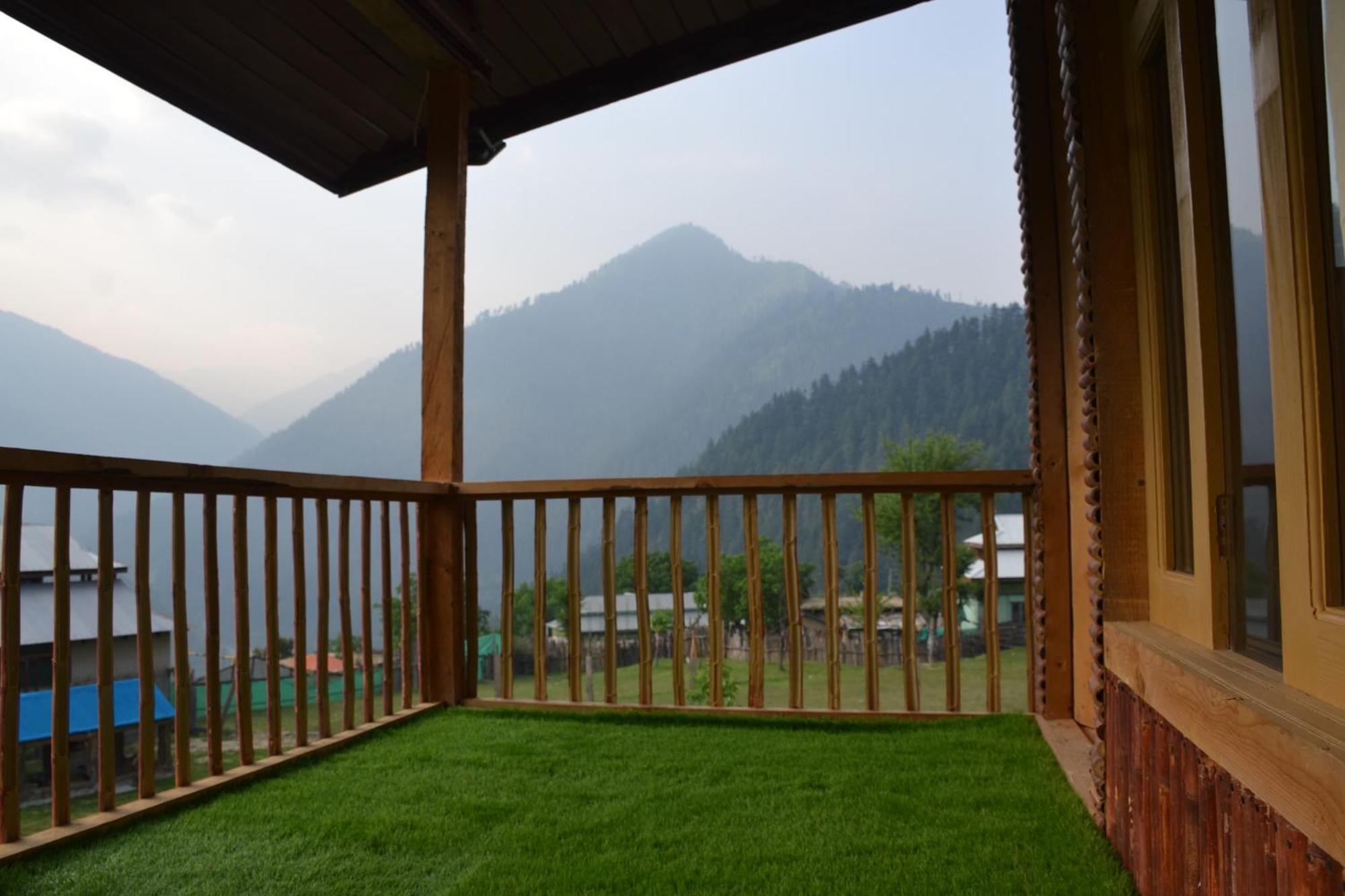 West End Lodges Neelum المظهر الخارجي الصورة