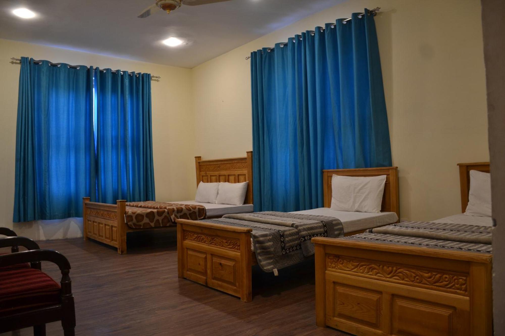 West End Lodges Neelum المظهر الخارجي الصورة