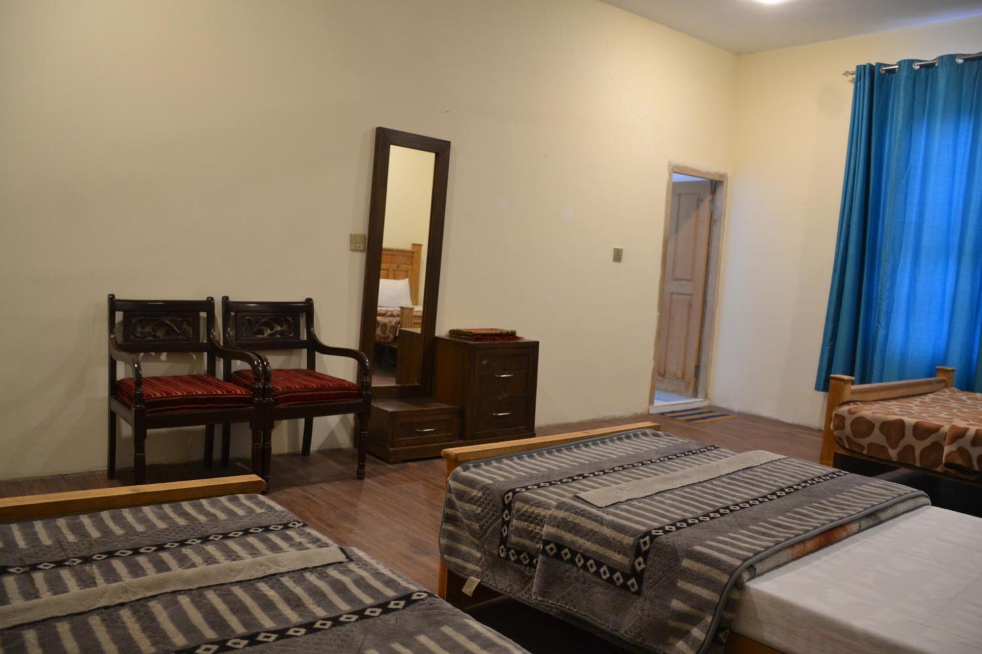 West End Lodges Neelum المظهر الخارجي الصورة